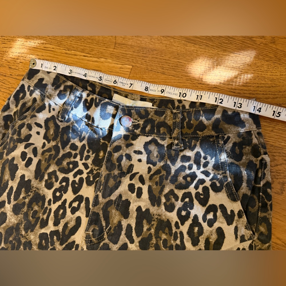 NWT high waist Leopard Print Wide Leg Pants size M - Picture 6 of 14